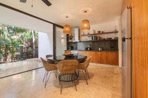 Gallery image of BajoCielo107 Lux 2BR Condo Priv Pool in Aldea Zama in Tulum +32 photos