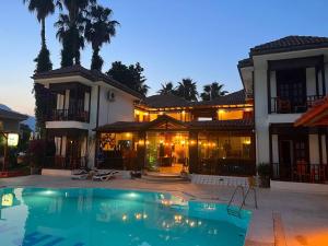 Πισίνα στο ή κοντά στο Palma Rosa Hotel +35 φωτογραφίες