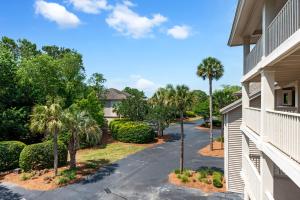 Aed väljaspool majutusasutust 2017 Marsh Walk Villa