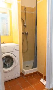 Koupelna v ubytování Spacieux T3 * centre ville * sans vis à vis