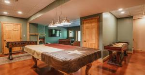 Galeriebild der Unterkunft Paradise View Log Cabin in Nashville