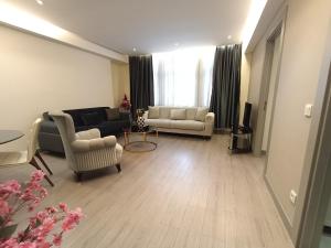 A seating area at Star of İstanbul Residence