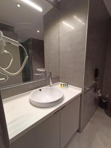 A bathroom at Star of İstanbul Residence