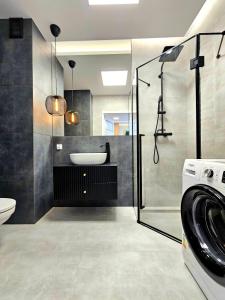 Koupelna v ubytování Nowy Apartament 53 z klimatyzacją