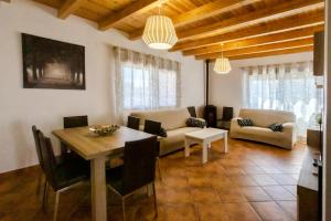 Posezení v ubytování Las Casas de Pecheye
