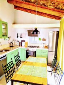 Køkken eller tekøkken på Villa Urla, Kalkan,Üzümlü