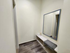 Koupelna v ubytování Llogora Dervishaliu Hotel