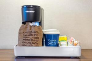 Foto da galeria de Four Points by Sheraton Melville Long Island em Plainview