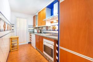 Kuchyň nebo kuchyňský kout v ubytování Spectacular Two Floor Penthouse Marbella City Centre