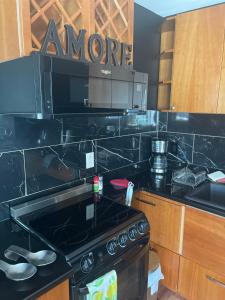 Kuchyň nebo kuchyňský kout v ubytování Unique guest house loft