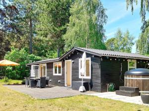 Zahrada ubytování 6 person holiday home in Jægerspris-By Traum