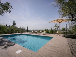 The swimming pool at or close to Villa near Montecchio Vespoli with Pool