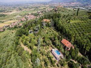 A bird's-eye view of Villa near Montecchio Vespoli with Pool