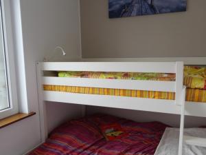 Poschodová posteľ alebo postele v izbe v ubytovaní Appartement Fouras, 4 pièces, 4 personnes - FR-1-709-36