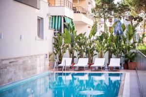 Bazén v ubytování Amfora Hotel & Spa nebo v jeho okolí