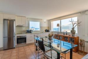 Kuchyňa alebo kuchynka v ubytovaní Penthouse center Altea