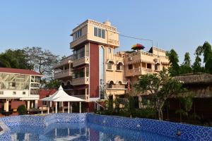 Bazén v ubytování SHELDON RESORT & SPA nebo v jeho okolí