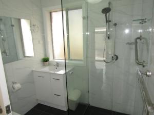 Ένα μπάνιο στο Clan Ranald Holiday Unit 2 +11 φωτογραφίες