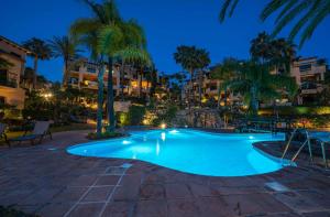 The swimming pool at or close to Luxury Apartment Marbella