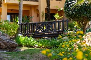 A garden outside Luxury Apartment Marbella