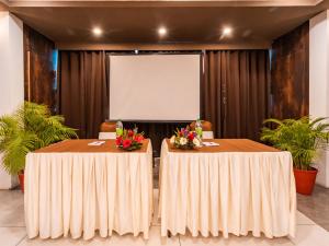 Gallery image of Hotel signature Planet in Indore