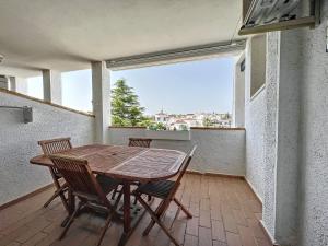 Fotografia z galérie ubytovania Flamicell - Piso magnifica vista al canal y piscin v destinácii Empuriabrava