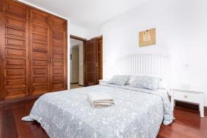 Afbeelding uit fotogalerij van Home2Book Ocean View Villa with Private Pool in La Oliva