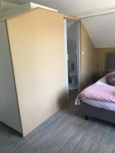 Postel nebo postele na pokoji v ubytování Villa Sylvania