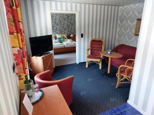 Posezení v ubytování Hotel Zur Fischerklause