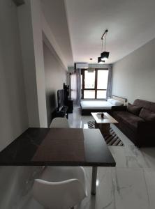 Χώρος καθιστικού στο Valaoritou studio 1