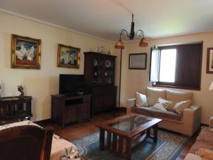Telewizja i/lub zestaw kina domowego w obiekcie CASA TORRE DE GURIEZO
