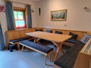 Posedenie v ubytovaní Apartment Schoberhof by Interhome