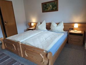 Posteľ alebo postele v izbe v ubytovaní Apartment Schoberhof by Interhome