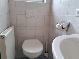 Kép Apartment Klocker by Interhome szállásáról Hainzenbergben a galériában
