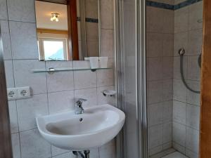 Kép Apartment Klocker by Interhome szállásáról Hainzenbergben a galériában