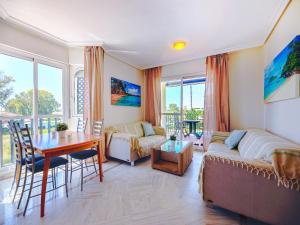 Posedenie v ubytovaní Apartment Lorcrimar II by Interhome