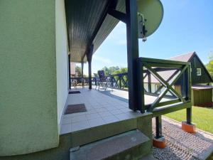 widok z ganku domu w obiekcie Holiday Home Holiday Hill 47 by Interhome w mieście Lauterwasser