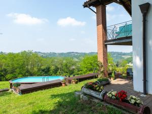 Bazén v ubytování Holiday Home Sant'Evasio by Interhome nebo v jeho okolí