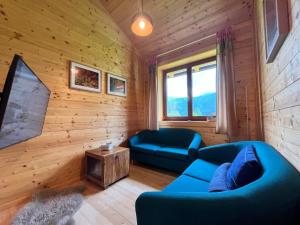 TV a/nebo společenská místnost v ubytování Chalet Stressless by Interhome