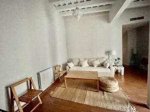 Część wypoczynkowa w obiekcie 7R Charming Apartament Downtown Sevilla