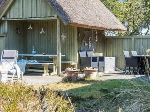 Zahrada ubytování Holiday Home Gravers - 300m from the sea by Interhome