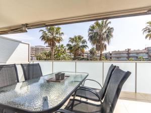 Balkón alebo terasa v ubytovaní Apartment Aquaria Atico by Interhome