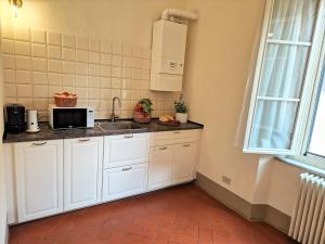 Kuchyň nebo kuchyňský kout v ubytování Palazzo Rosselmini