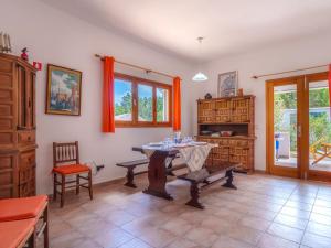 Posedenie v ubytovaní Holiday Home Es Pujols by Interhome
