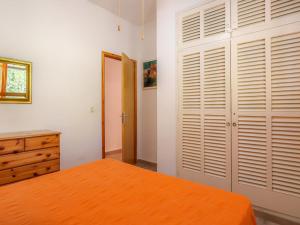 Posteľ alebo postele v izbe v ubytovaní Holiday Home Es Pujols by Interhome