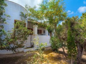 Vonkajšia záhrada v ubytovaní Holiday Home Es Pujols by Interhome
