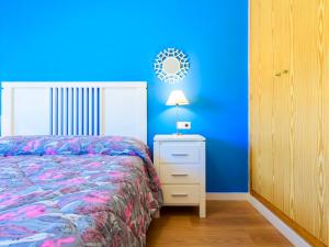 Postel nebo postele na pokoji v ubytování Apartment La Vina-1 by Interhome