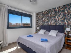Posteľ alebo postele v izbe v ubytovaní Apartment Estepona Roof Top View 5 by Interhome