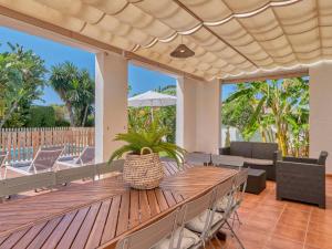 Balkón alebo terasa v ubytovaní Holiday Home Villa Marina by Interhome