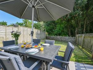 Κήπος έξω από το Holiday Home Sea Breeze by Interhome